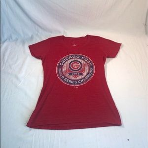 Women’s Fanatics Chicago Cubs Graphic Short Sleeve V-Neck T-Shirt Medium Red